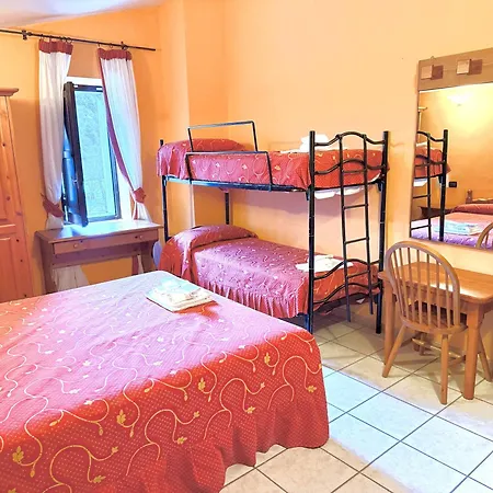 Hotel Il Rifugio Del Lupo 2*