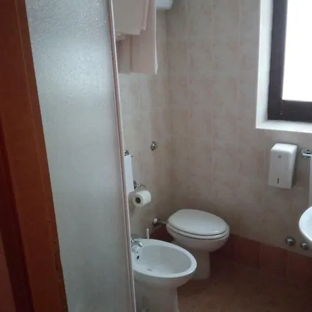 Il Rifugio Del Lupo Hotell Scanno