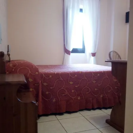 Il Rifugio Del Lupo Hotell 2*