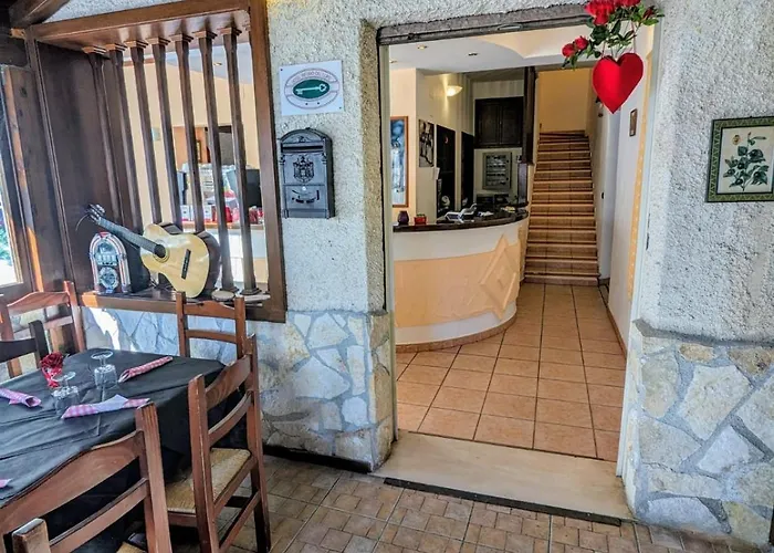 Il Rifugio Del Lupo Сканно