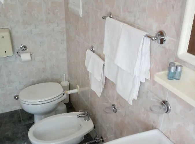 Il Rifugio Del Lupo Hotel 2*